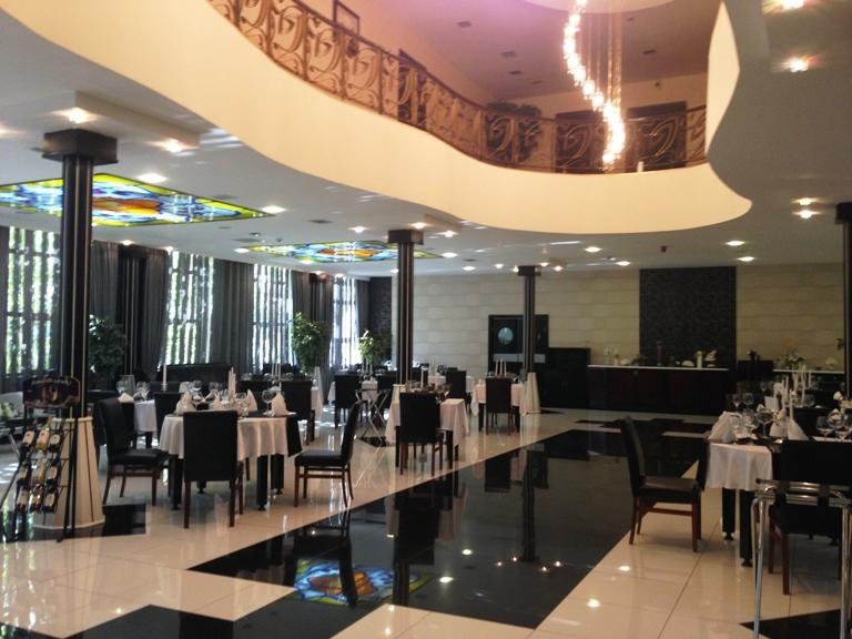Ambassador Hotel 바쿠 외부 사진