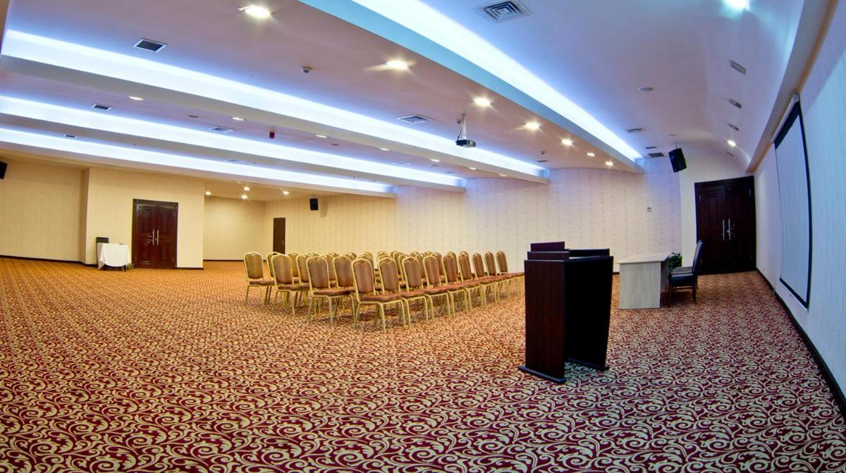 Ambassador Hotel 바쿠 외부 사진