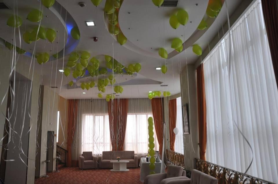 Ambassador Hotel 바쿠 외부 사진