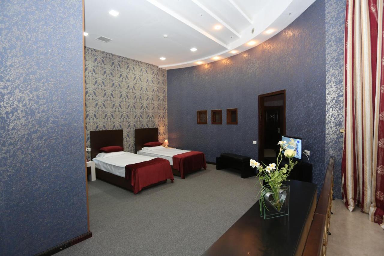 Ambassador Hotel 바쿠 외부 사진